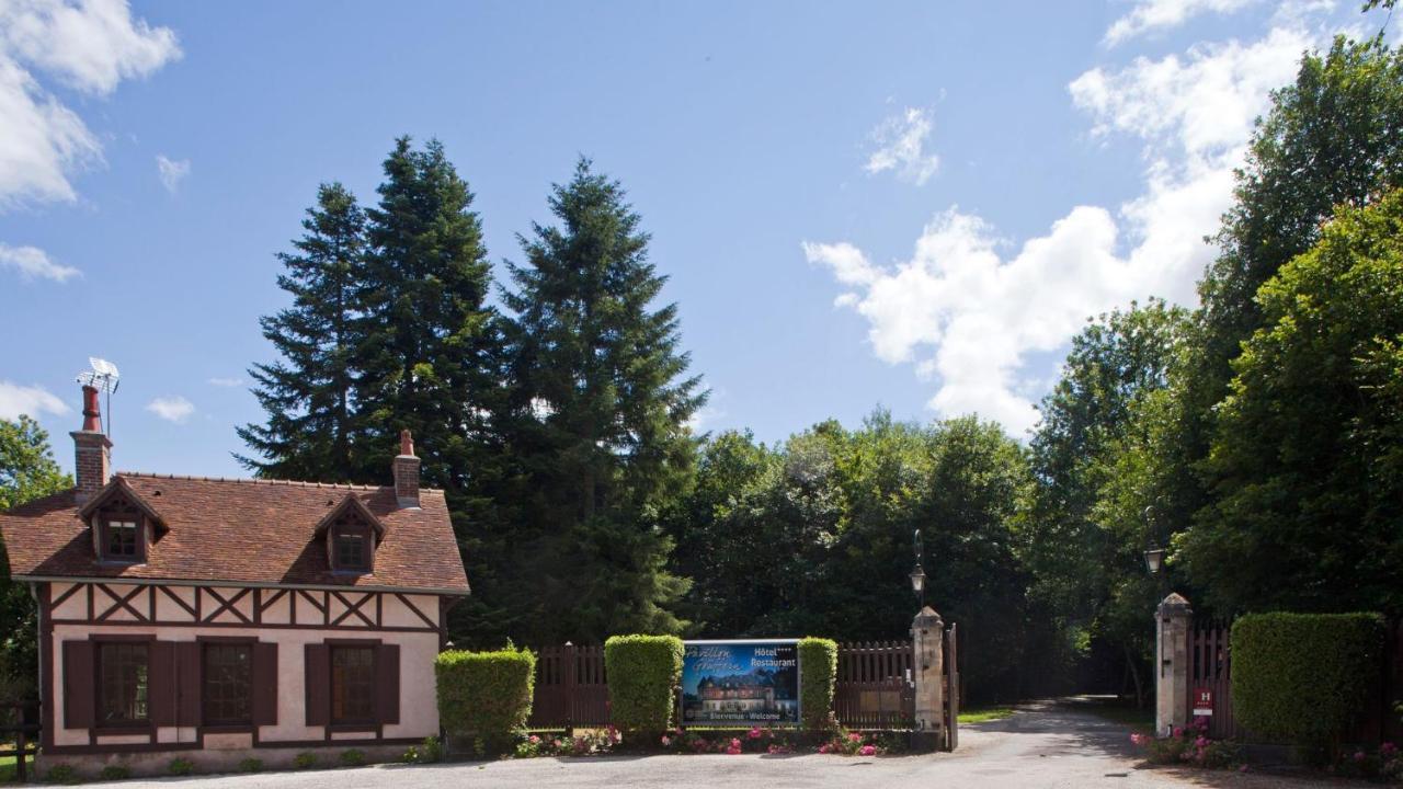 Le Pavillon De Gouffern Hotel Silly-en-Gouffern Bagian luar foto