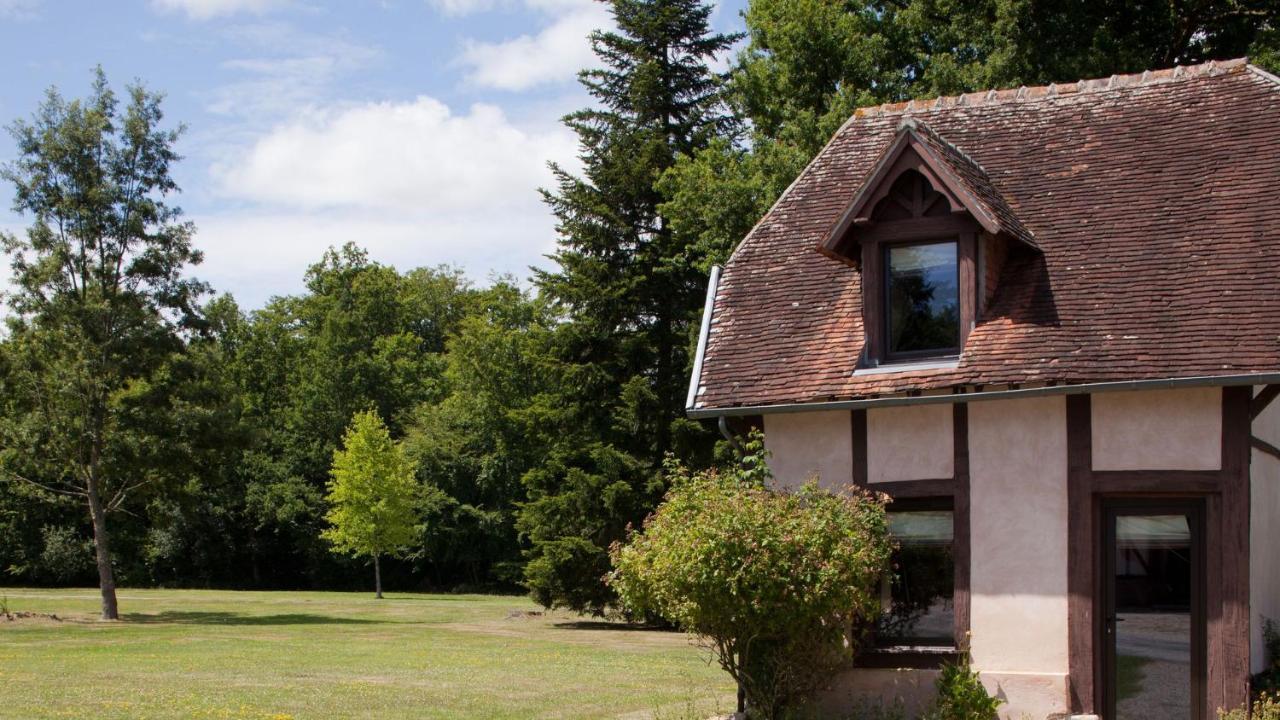 Le Pavillon De Gouffern Hotel Silly-en-Gouffern Bagian luar foto